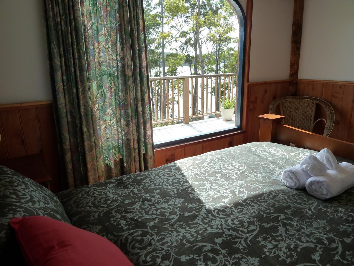 Oyster Shack Lodge *